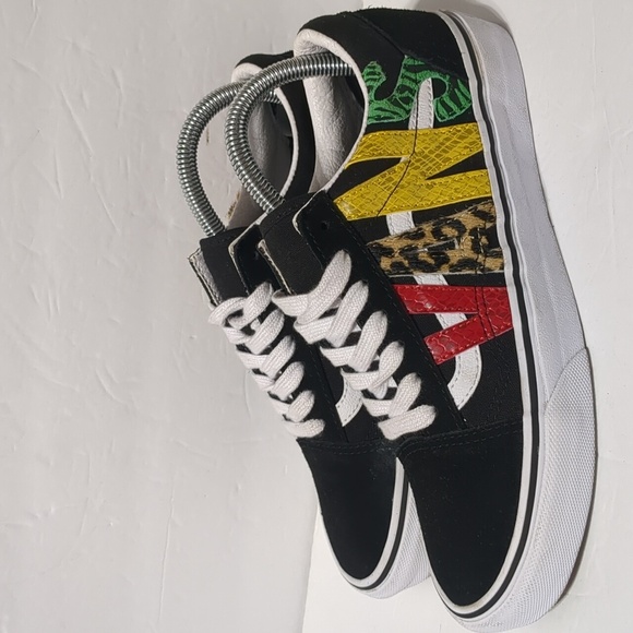 Vans - MULTI ANIMAL OLD SKOOL SHOES  women 7.5, men 6, Rasta/black. Sneakers - Picture 2 of 8